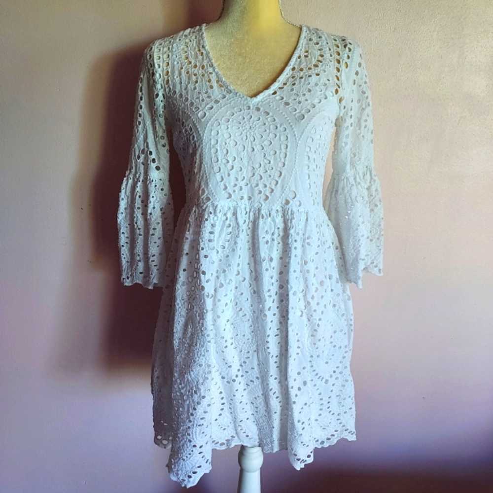 Express influencer favorite bell sleeve crochet lace dress small